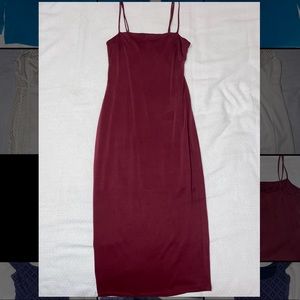 Windsor Burgundy Midi Dress Small